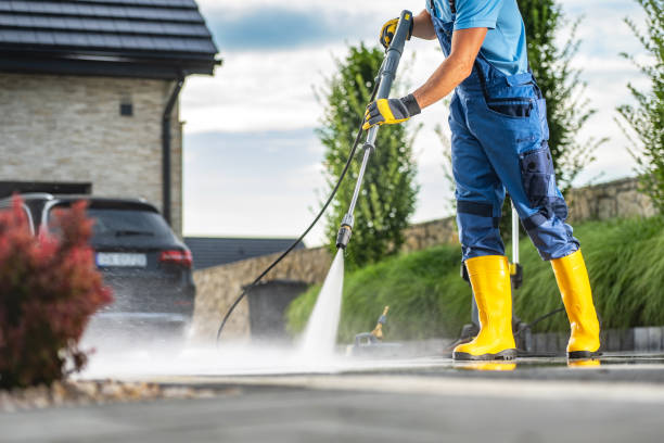 Best Garage Pressure Washing  in Chinle, AZ